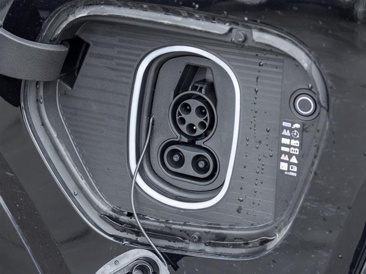 2026 Cadillac Escalade IQ Luxury Photo