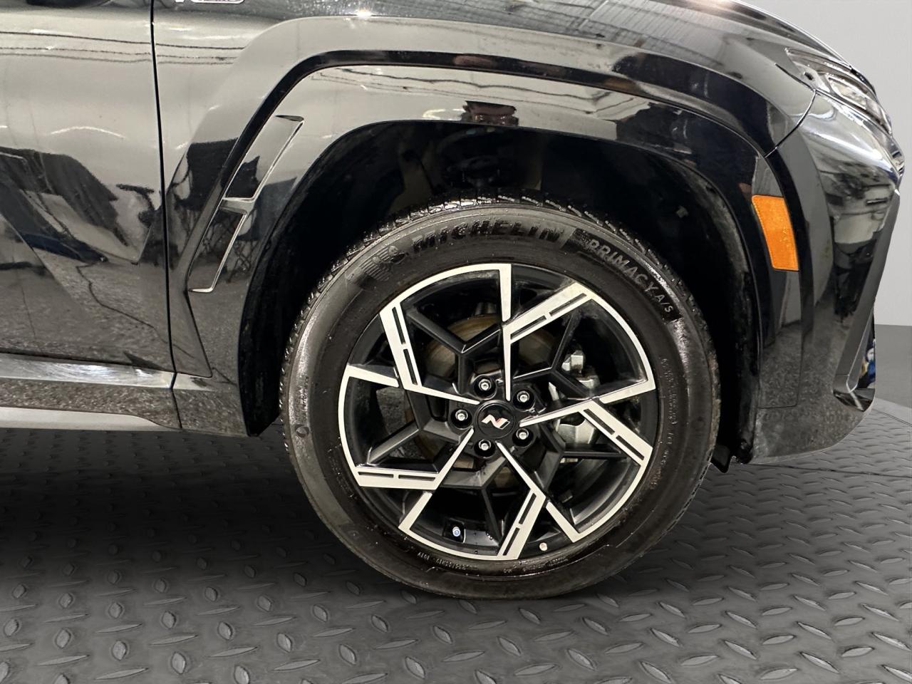 2025 Hyundai Tucson Hybrid N-Line | Reverse Cam | Heated Seats Photo