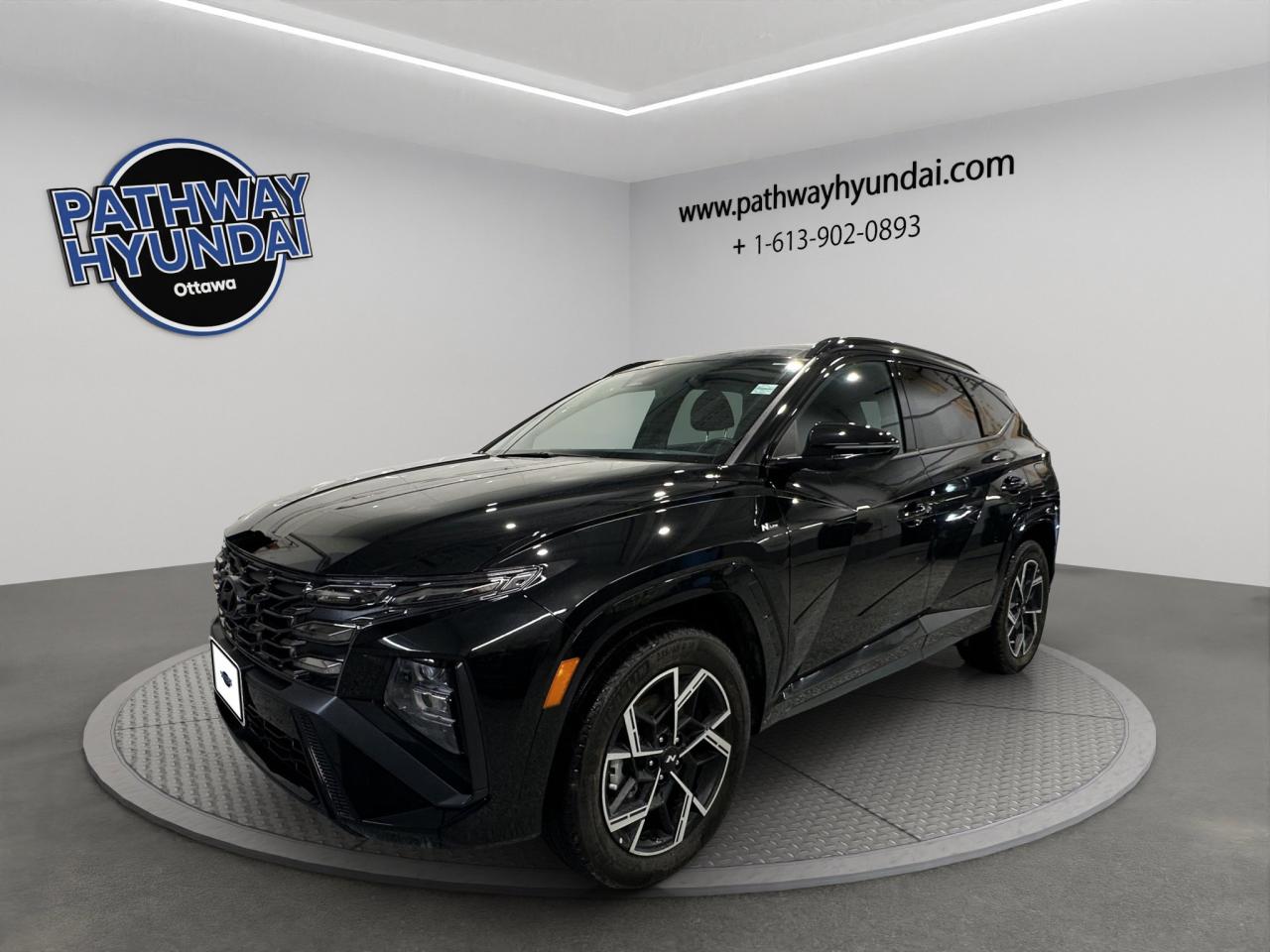 2025 Hyundai Tucson Hybrid N-Line | Reverse Cam | Heated Seats Photo