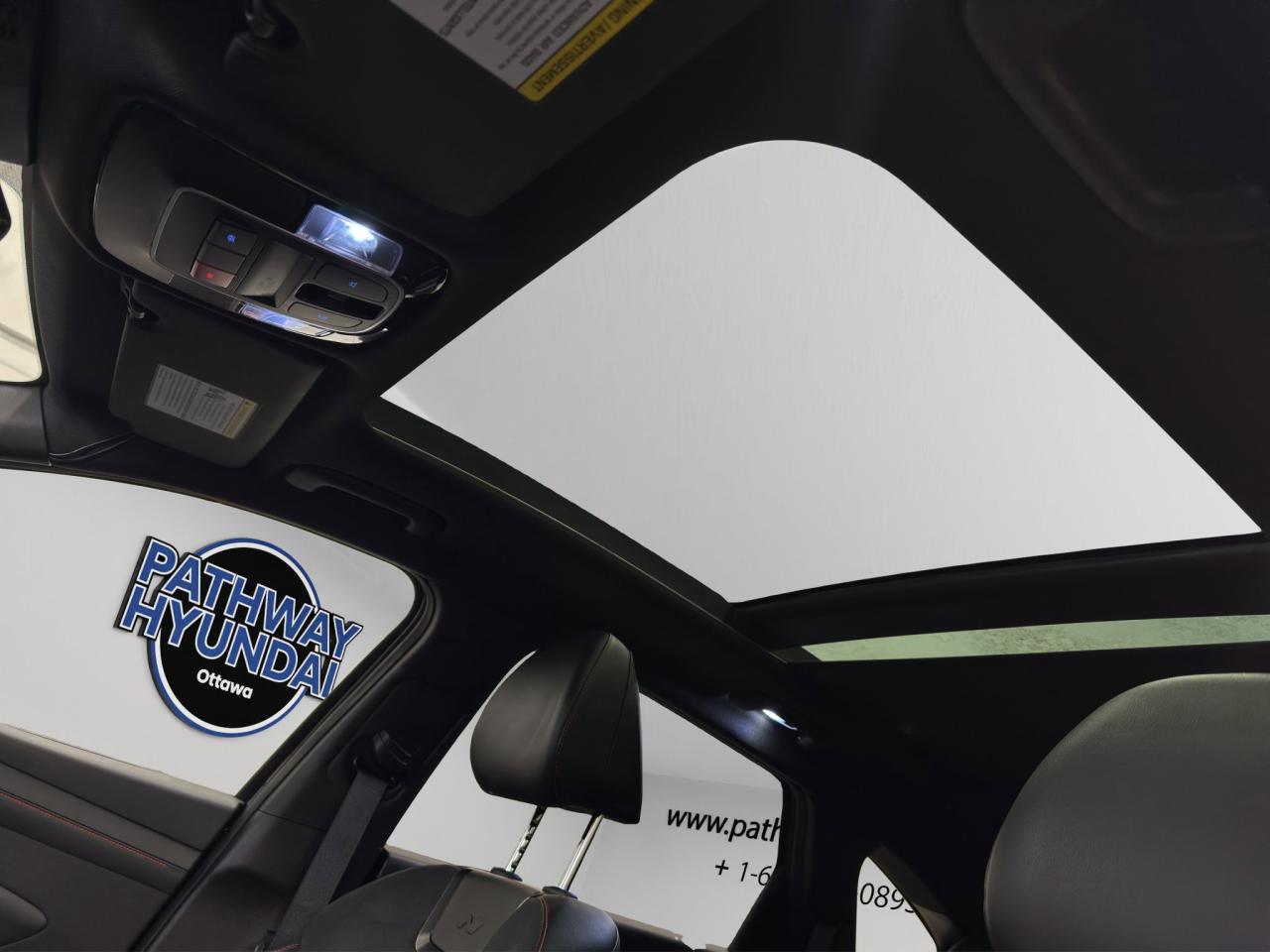 2025 Hyundai Tucson Hybrid N-Line | Reverse Cam | Heated Seats Photo