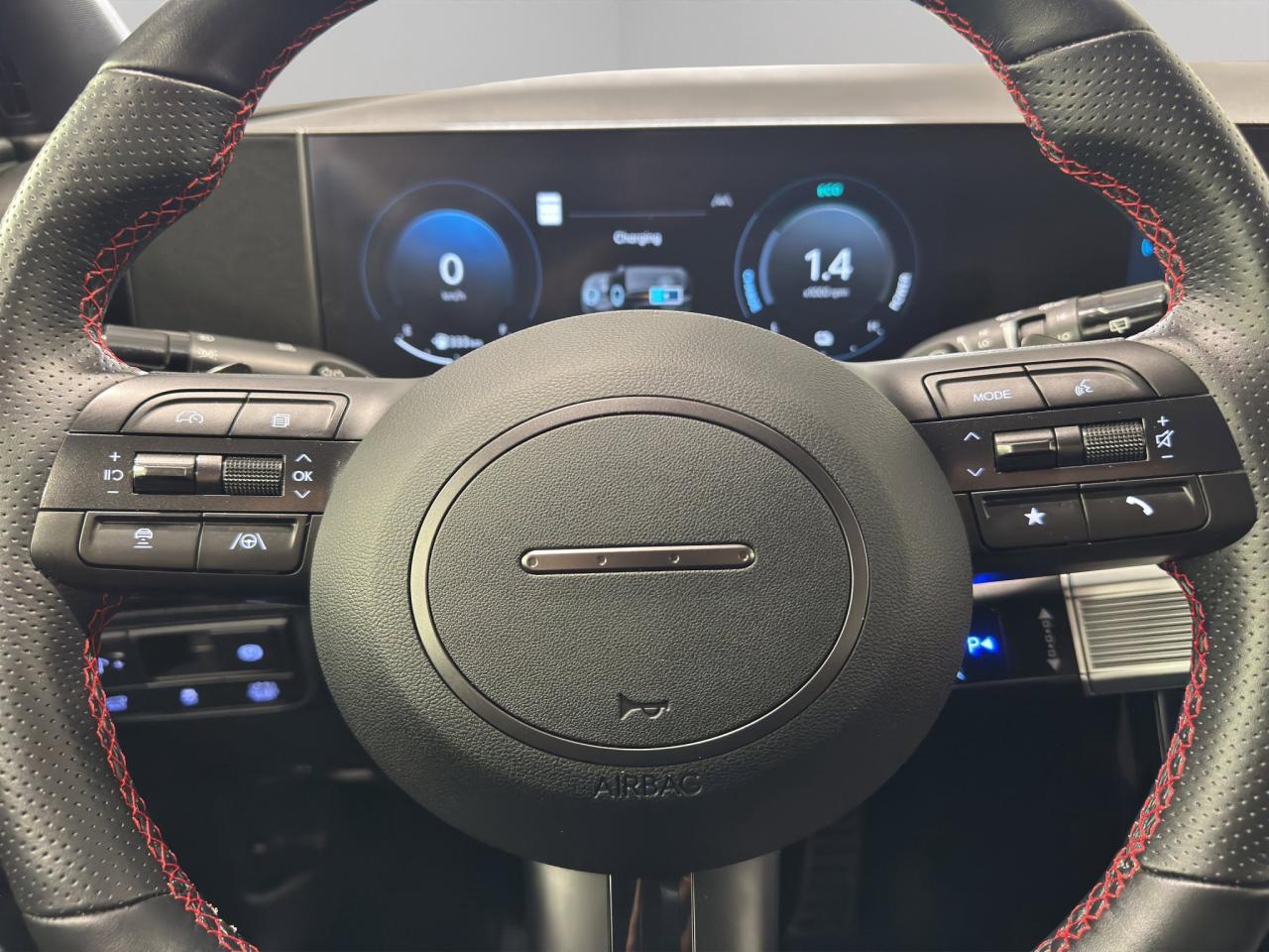 2025 Hyundai Tucson Hybrid N-Line | Reverse Cam | Heated Seats Photo