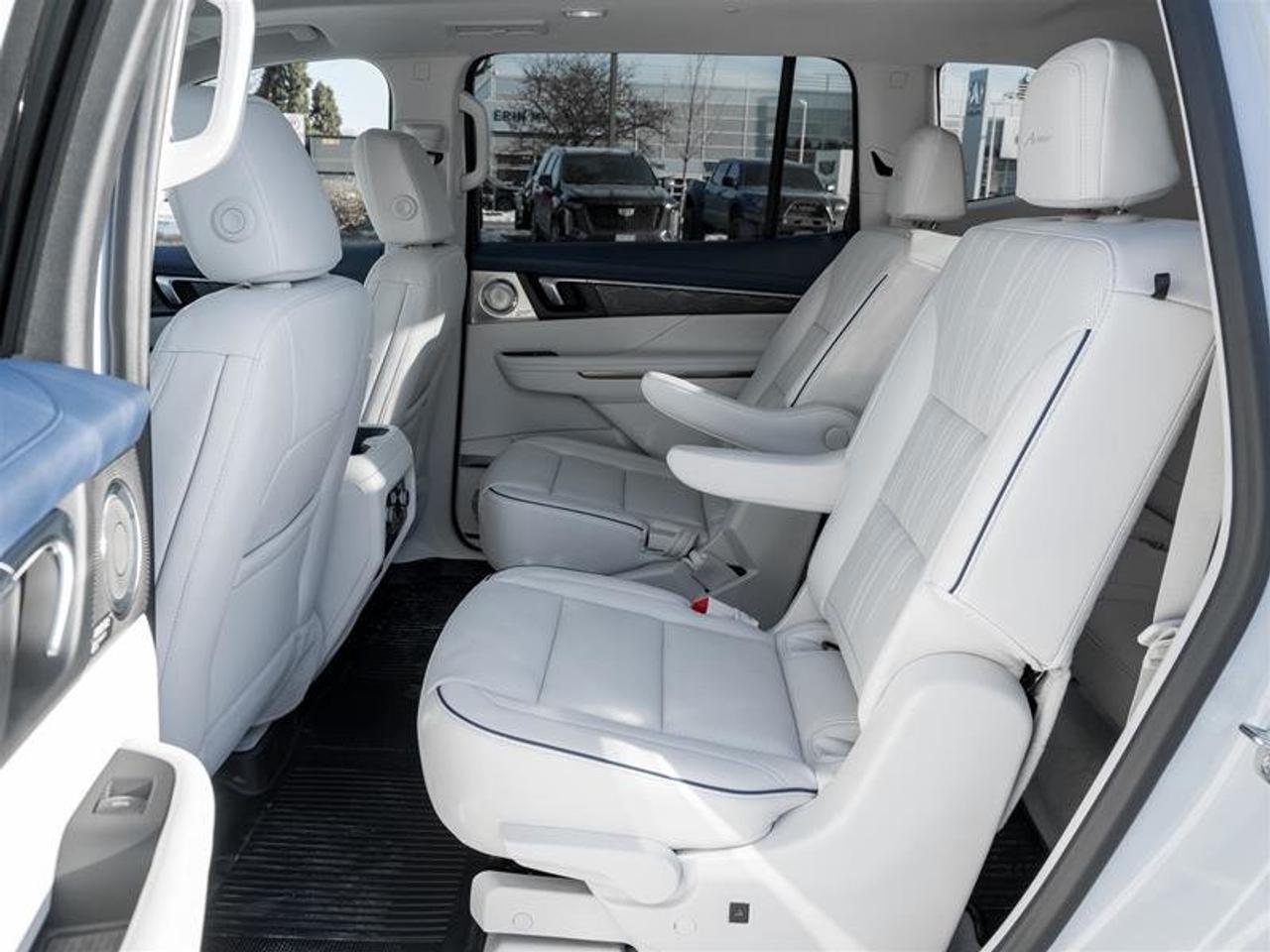 2026 Buick Enclave Avenir Photo