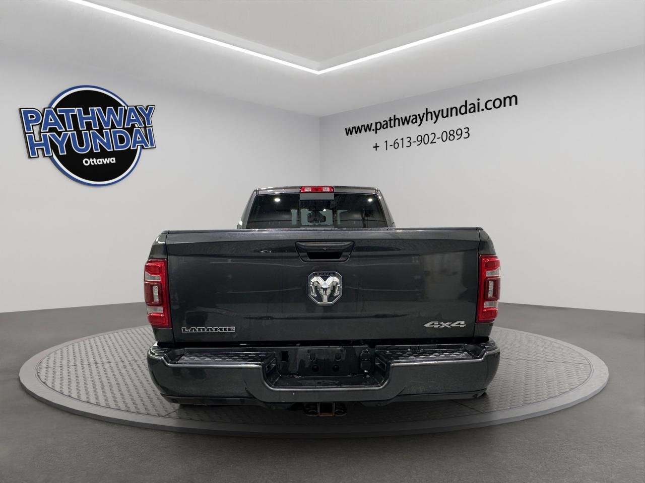 2022 RAM 2500 Laramie | Reverse Cam | Heated Seats Photo