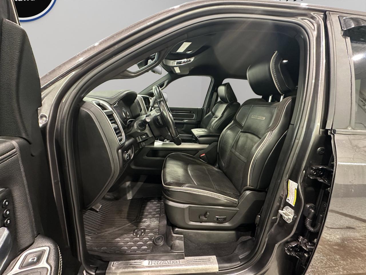 2022 RAM 2500 Laramie | Reverse Cam | Heated Seats Photo