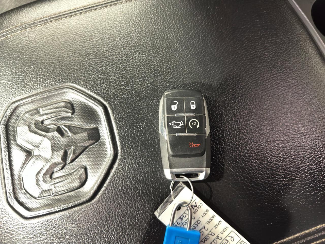 2022 RAM 2500 Laramie | Reverse Cam | Heated Seats Photo