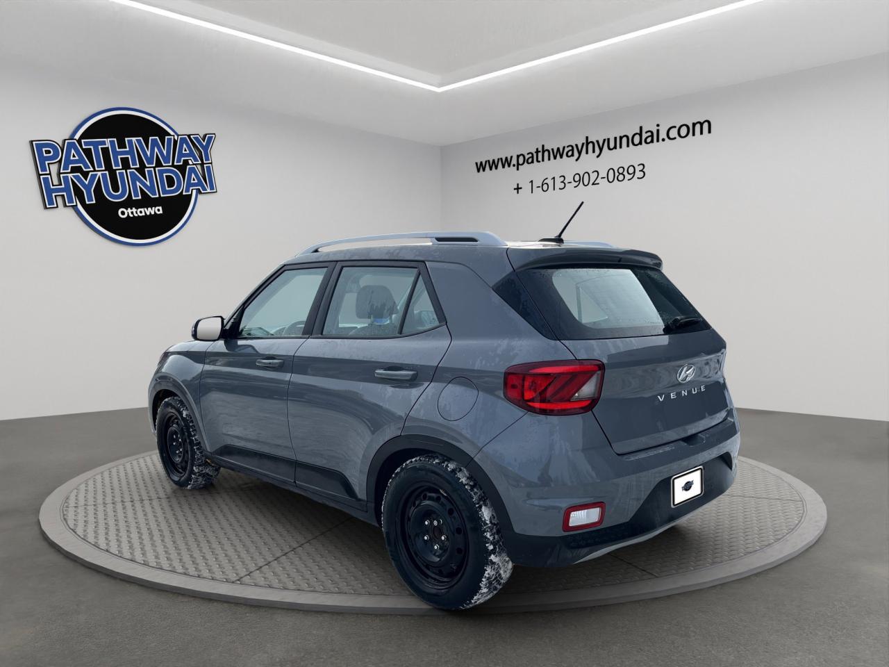 2023 Hyundai Venue Ultimate | Reverse Cam | Sunroof Photo