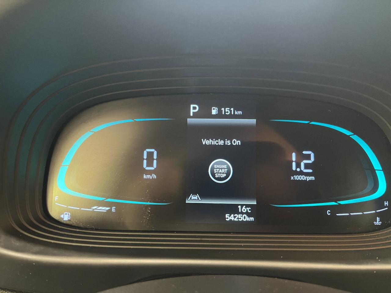 2023 Hyundai Venue Ultimate | Reverse Cam | Sunroof Photo