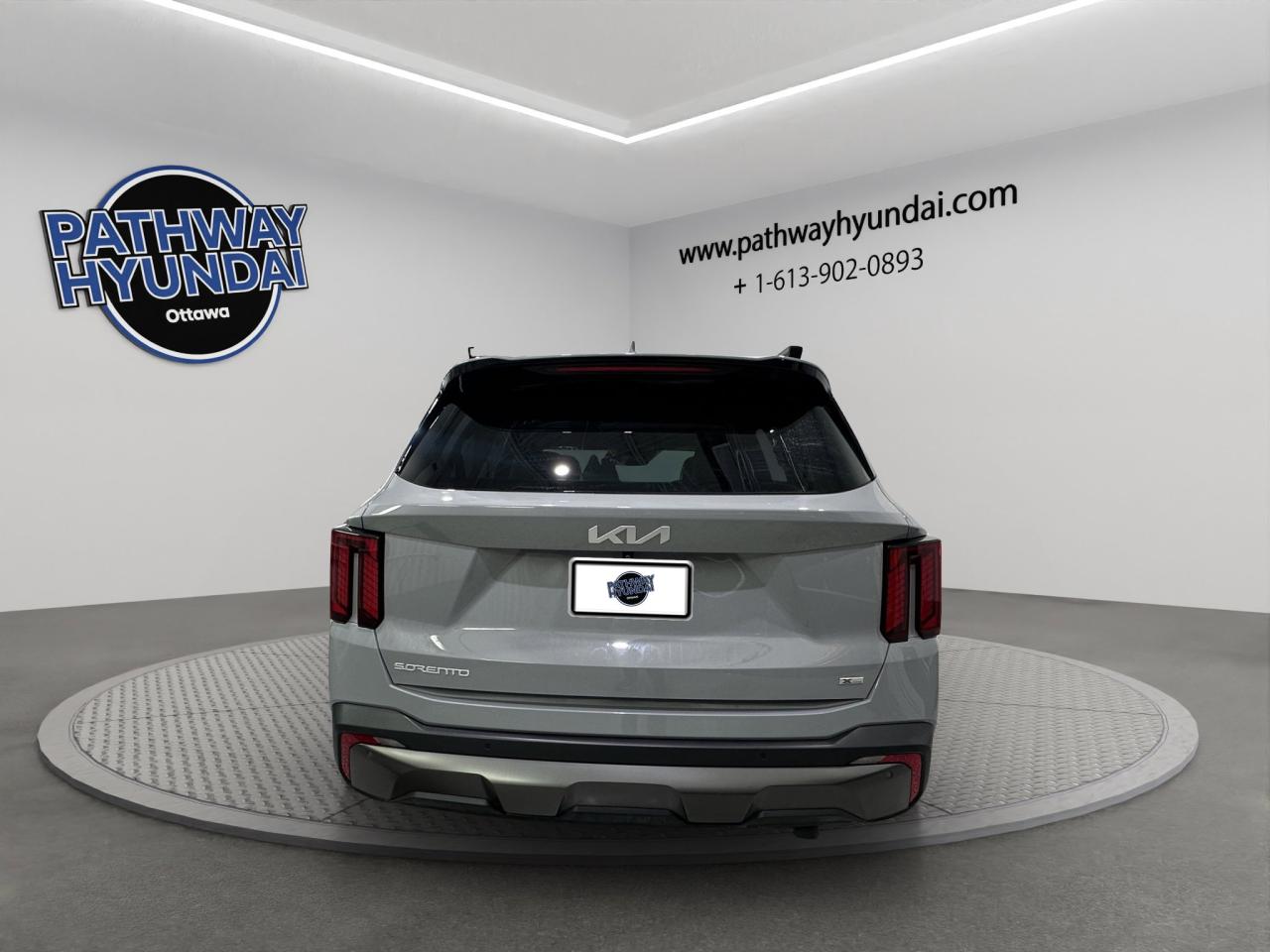 2024 Kia Sorento X-Line Limited | Reverse Cam | Heated Seats Photo4