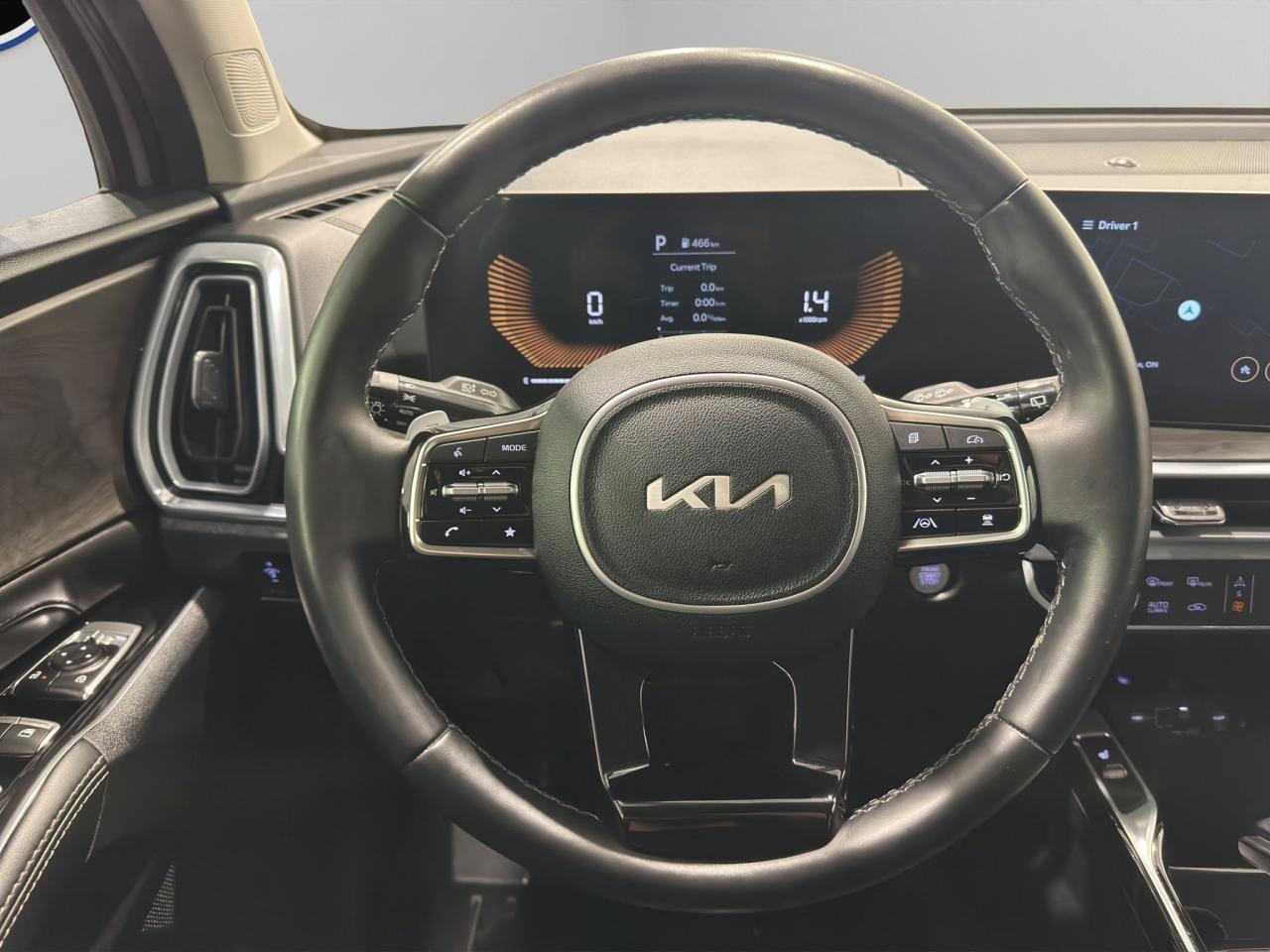 2024 Kia Sorento X-Line Limited | Reverse Cam | Heated Seats Photo