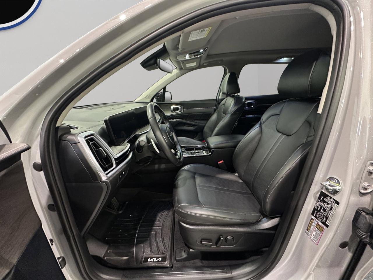 2024 Kia Sorento X-Line Limited | Reverse Cam | Heated Seats Photo