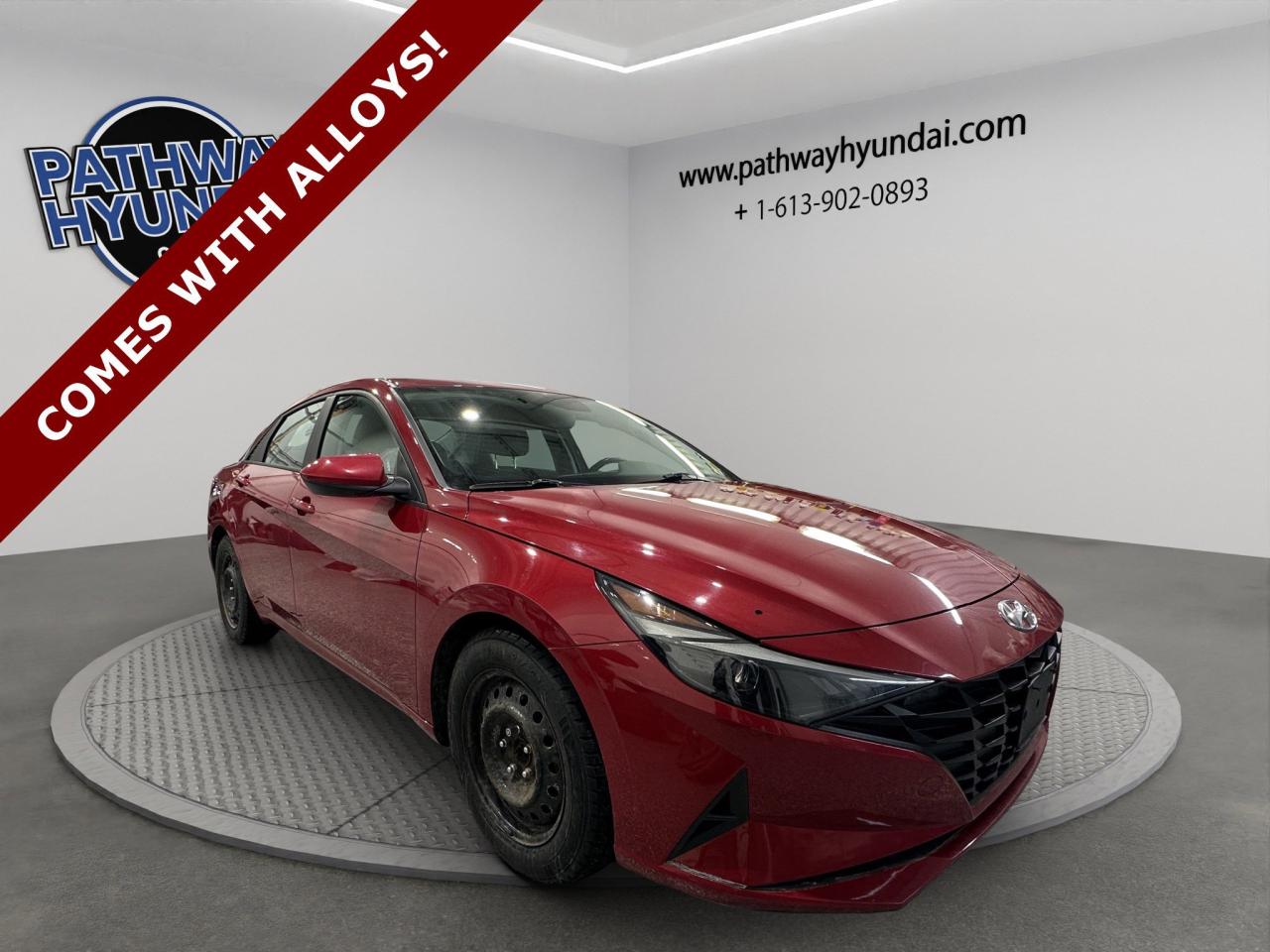 2022 Hyundai Elantra Preferred | Reverse Cam | Heated Seats Photo