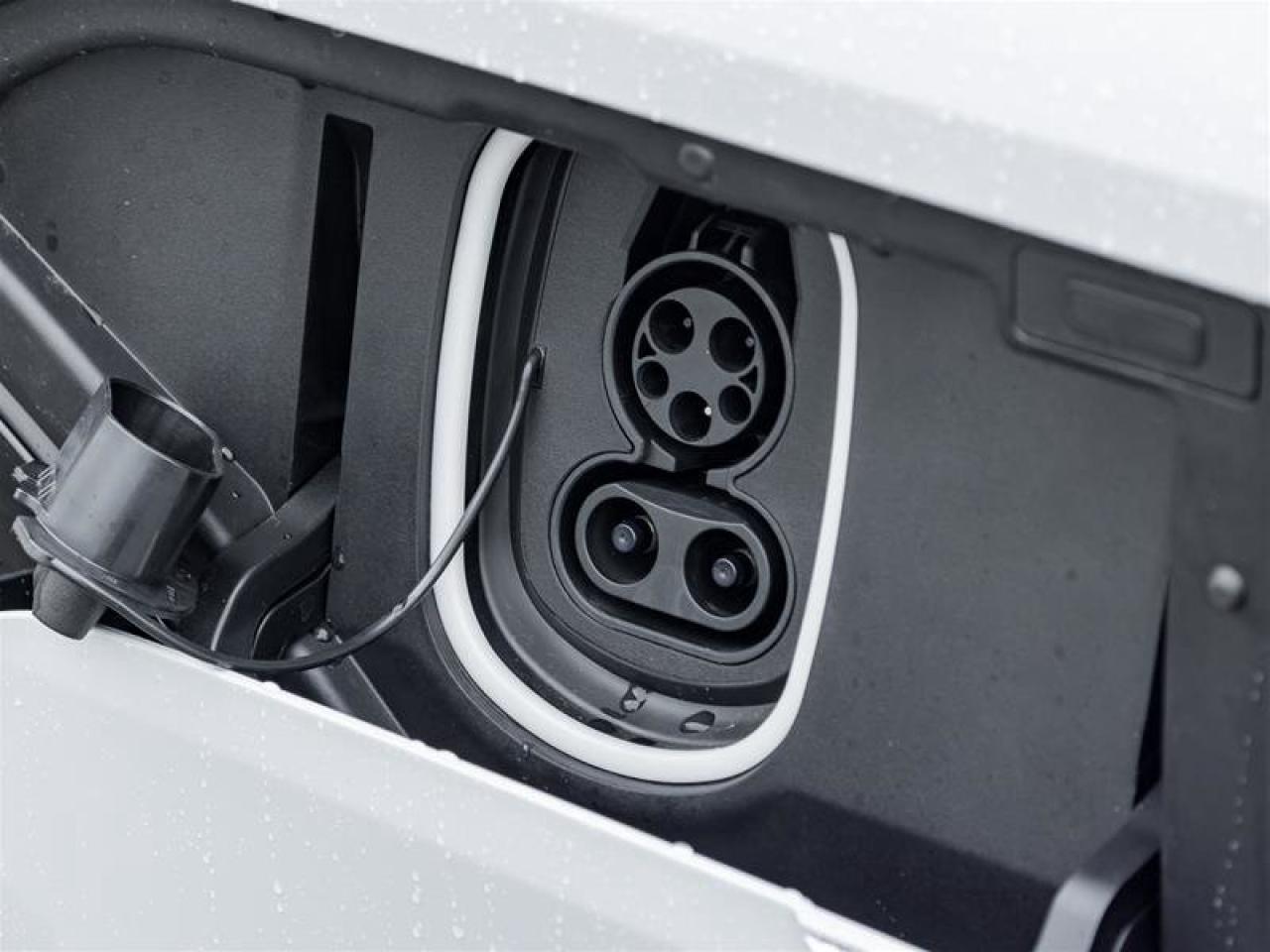 2026 Cadillac LYRIQ Sport Photo