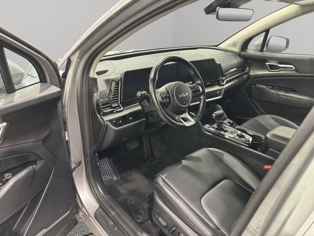 2024 Kia Sportage EX | Reverse Cam | Heated Seats Photo