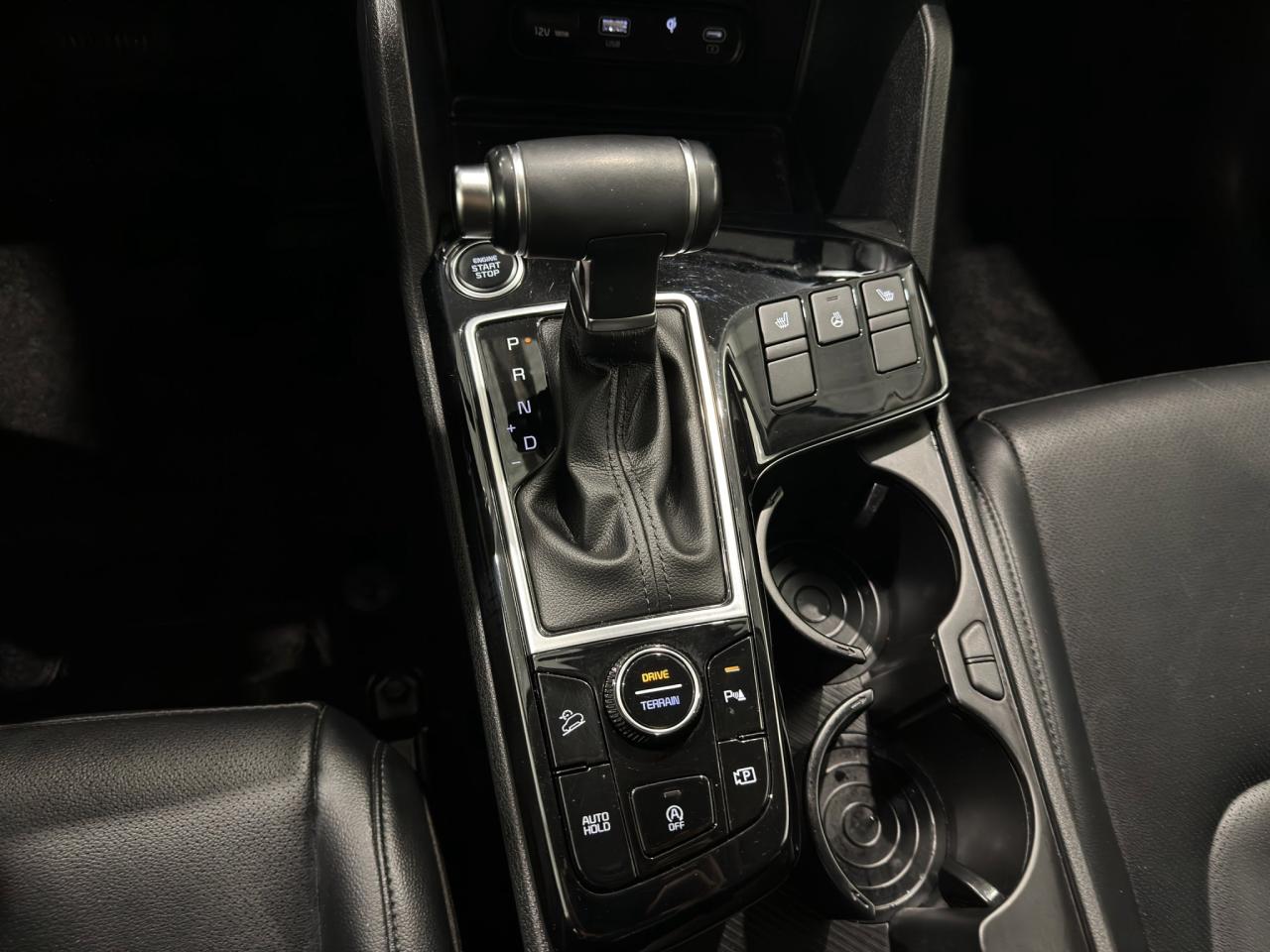 2024 Kia Sportage EX | Reverse Cam | Heated Seats Photo