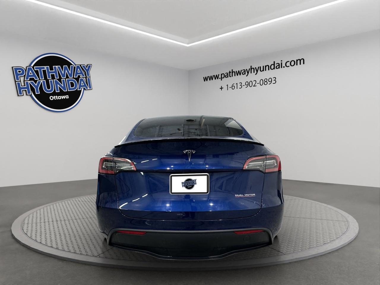 2022 Tesla Model Y PERFORMANCE Photo4