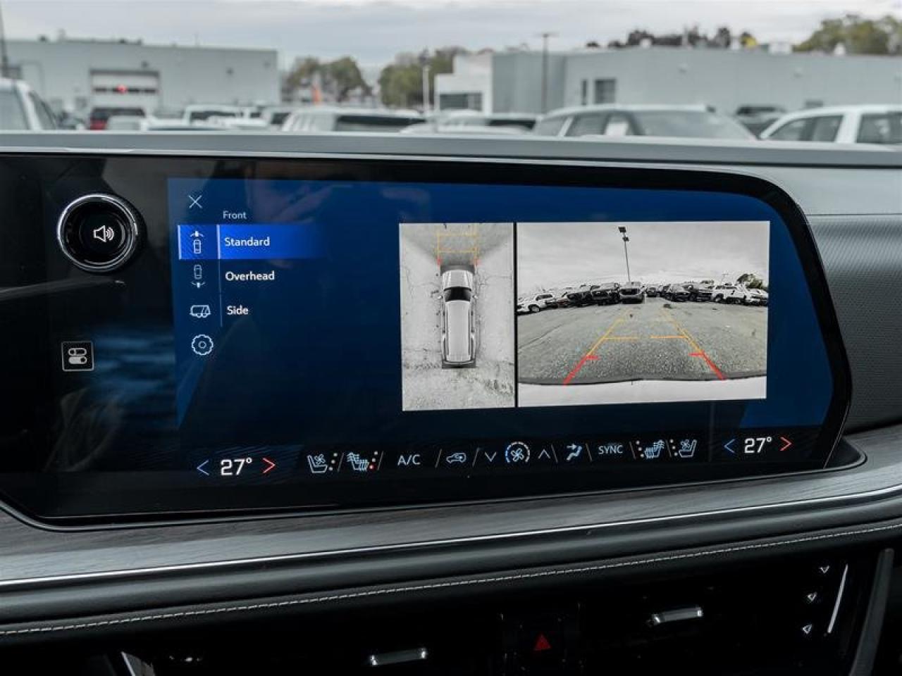 2025 Chevrolet Suburban Premier Photo