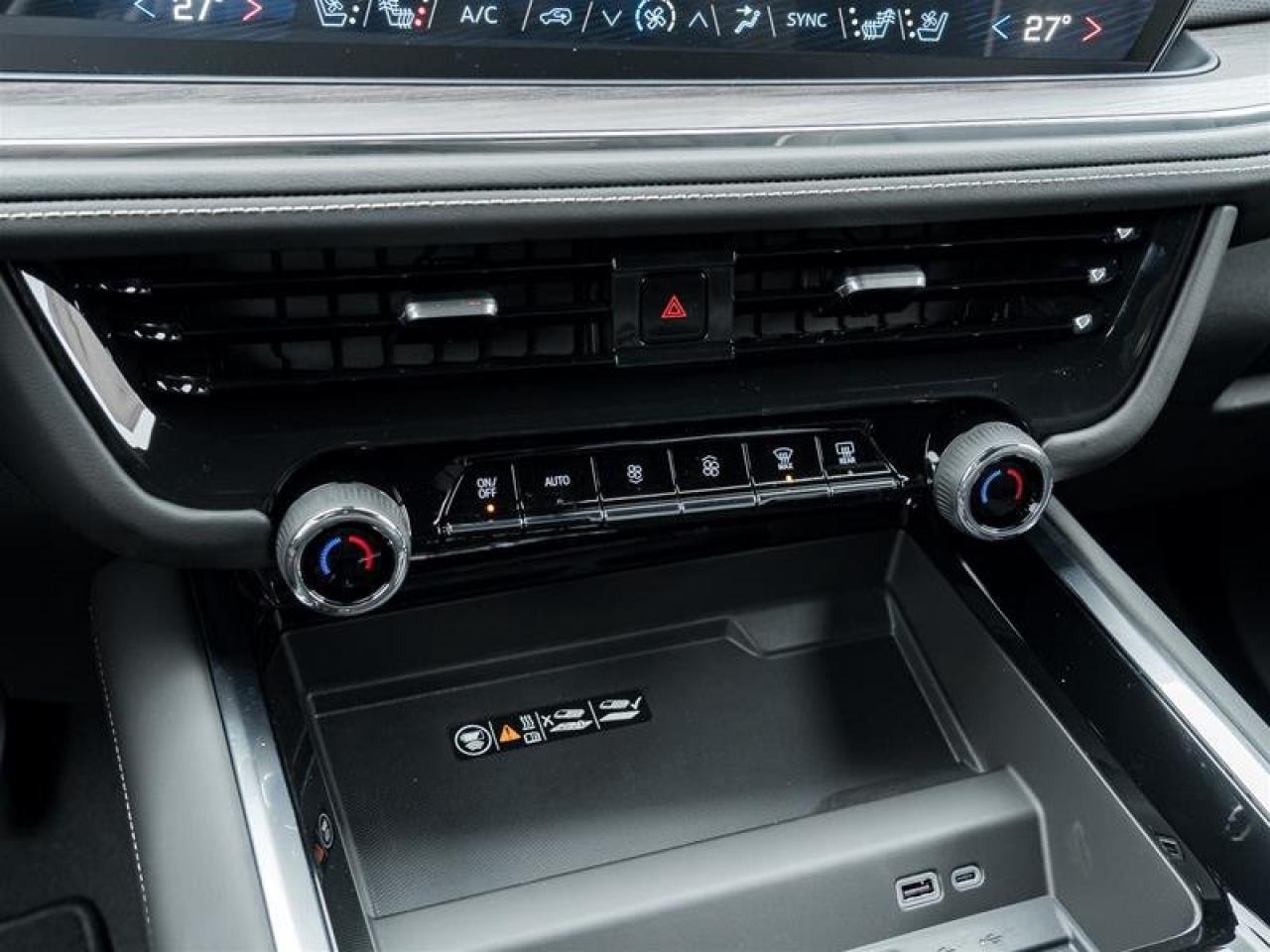 2025 Chevrolet Suburban Premier Photo