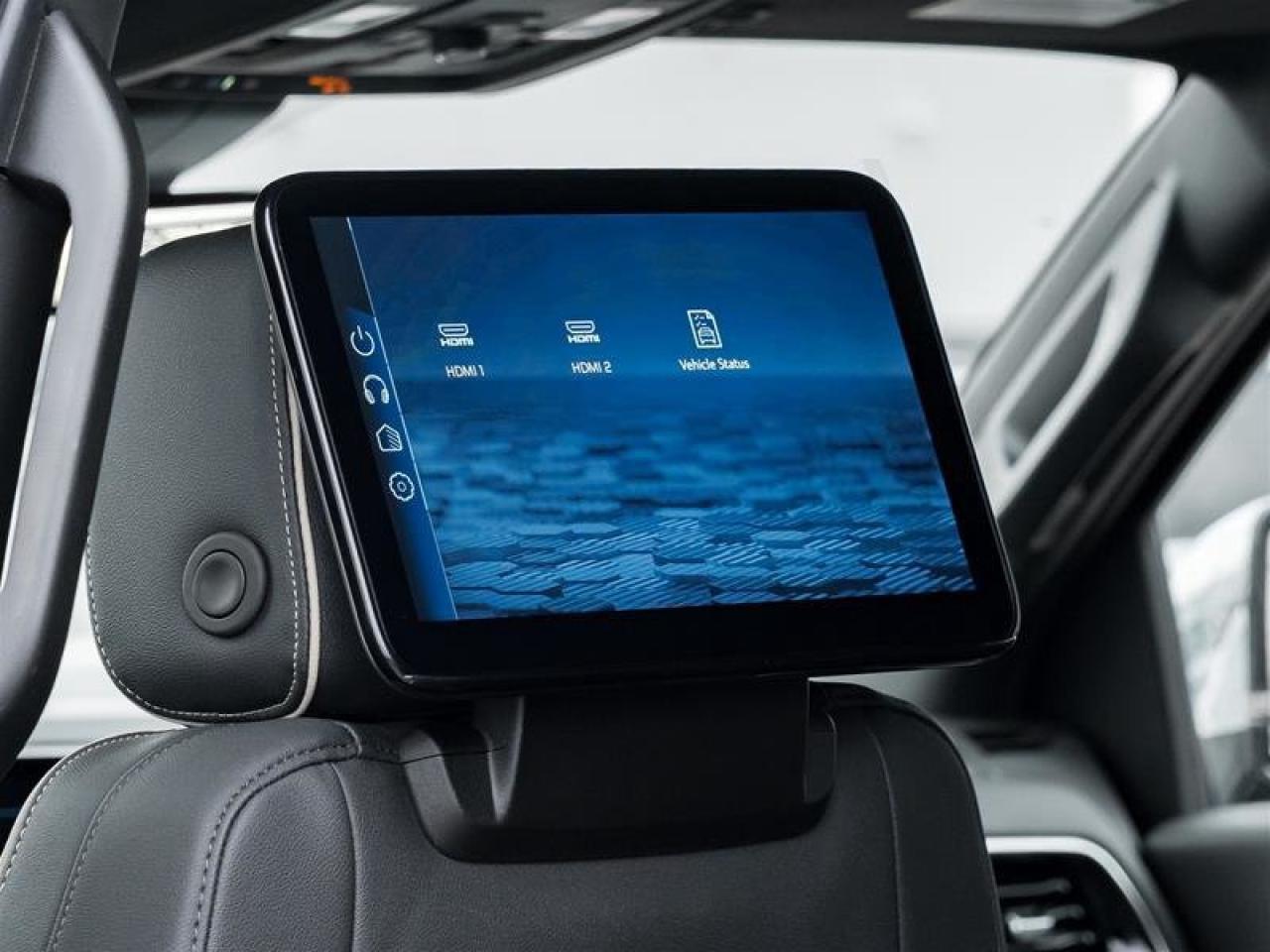 2025 Chevrolet Suburban Premier Photo