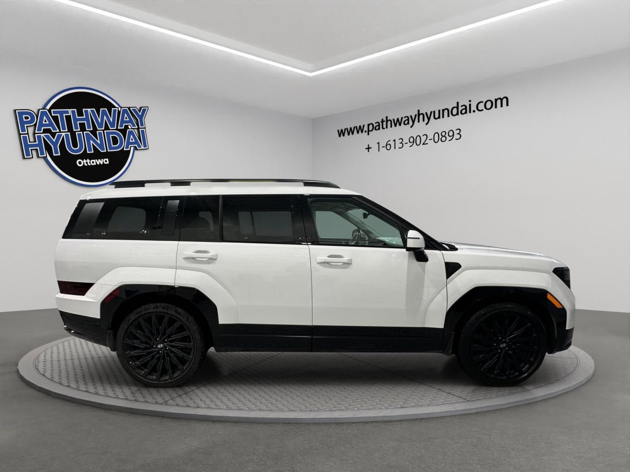 2025 Hyundai Santa Fe Ultimate Calligraphy | Reverse Cam | Heated Seats Photo2