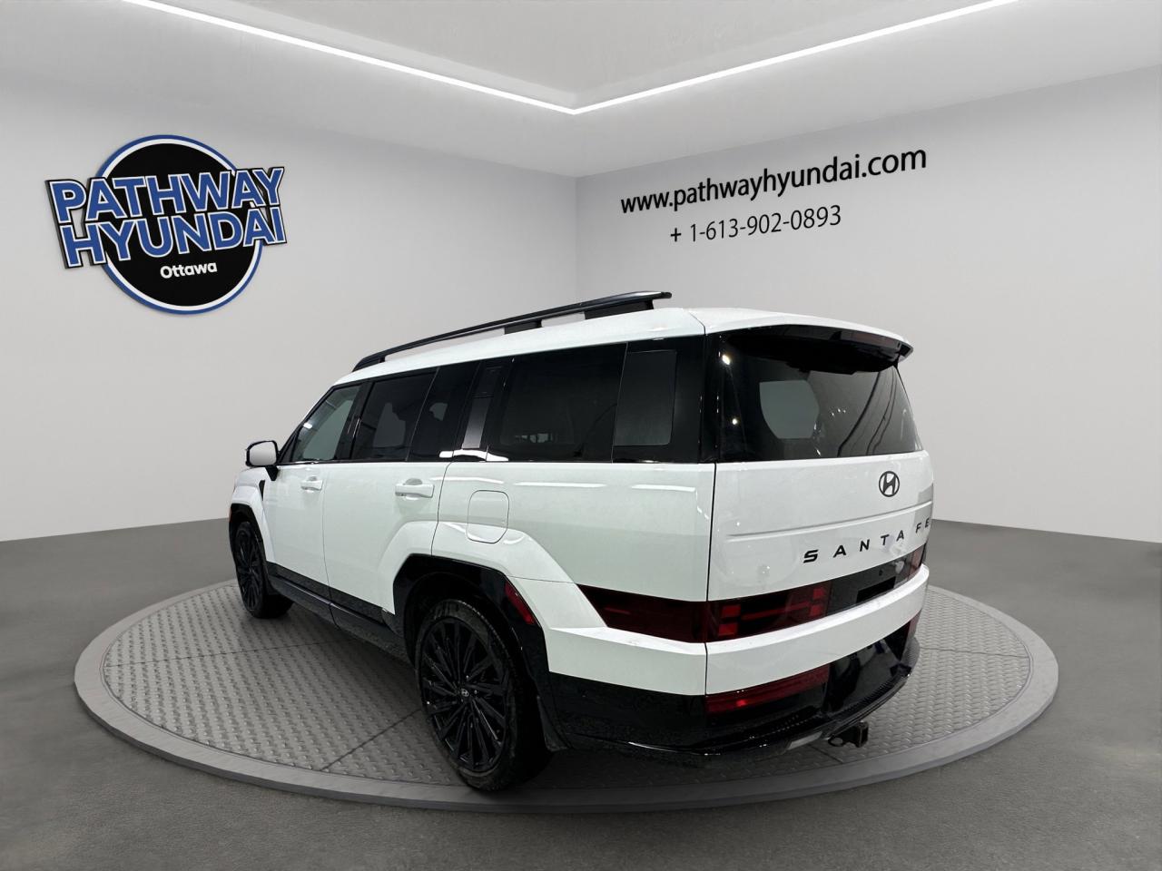 2025 Hyundai Santa Fe Ultimate Calligraphy | Reverse Cam | Heated Seats Photo