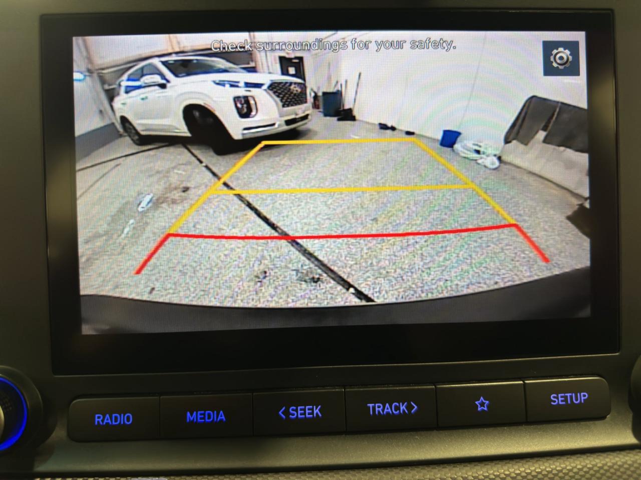 2023 Hyundai KONA Essential | Reverse Cam | Heated Seats Photo