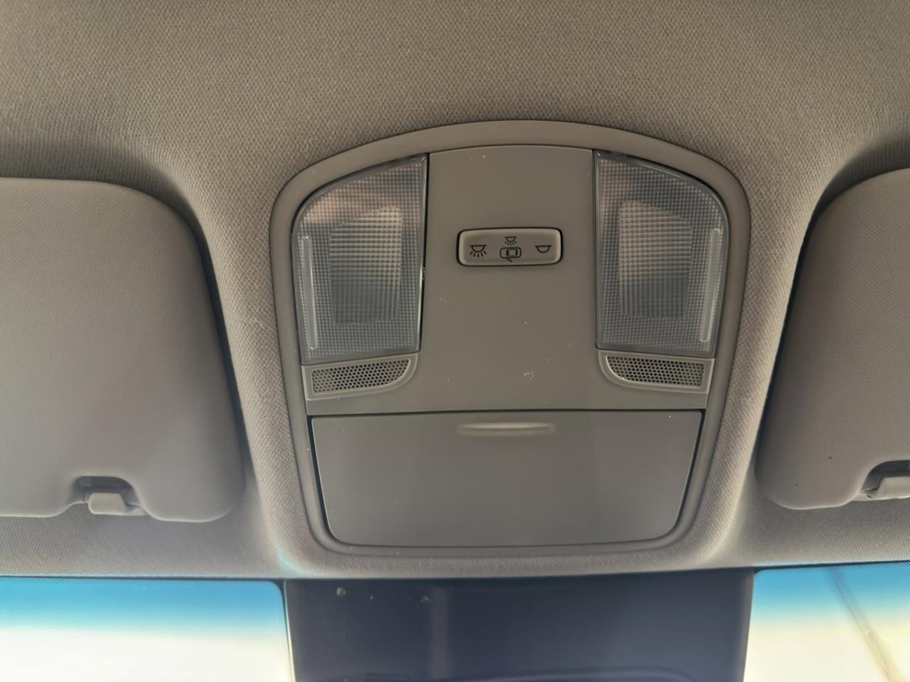 2023 Hyundai KONA Essential | Reverse Cam | Heated Seats Photo