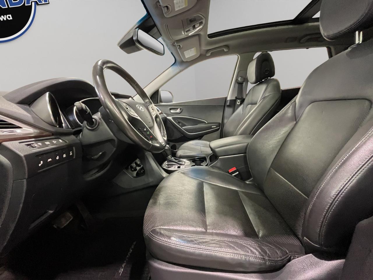 2019 Hyundai Santa Fe XL Luxury | Reverse Cam | Heated Seats Photo