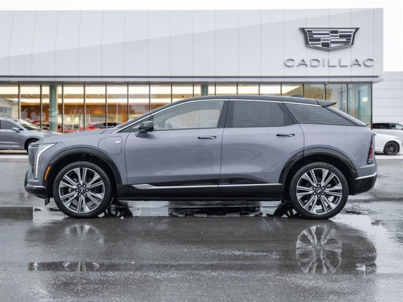 2026 Cadillac OPTIQ Premium Luxury Photo3