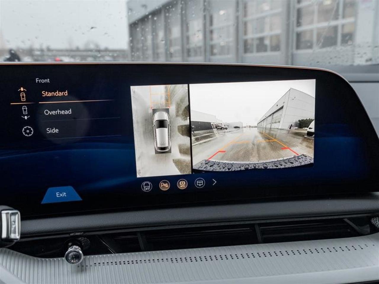 2026 Cadillac OPTIQ Premium Luxury Photo