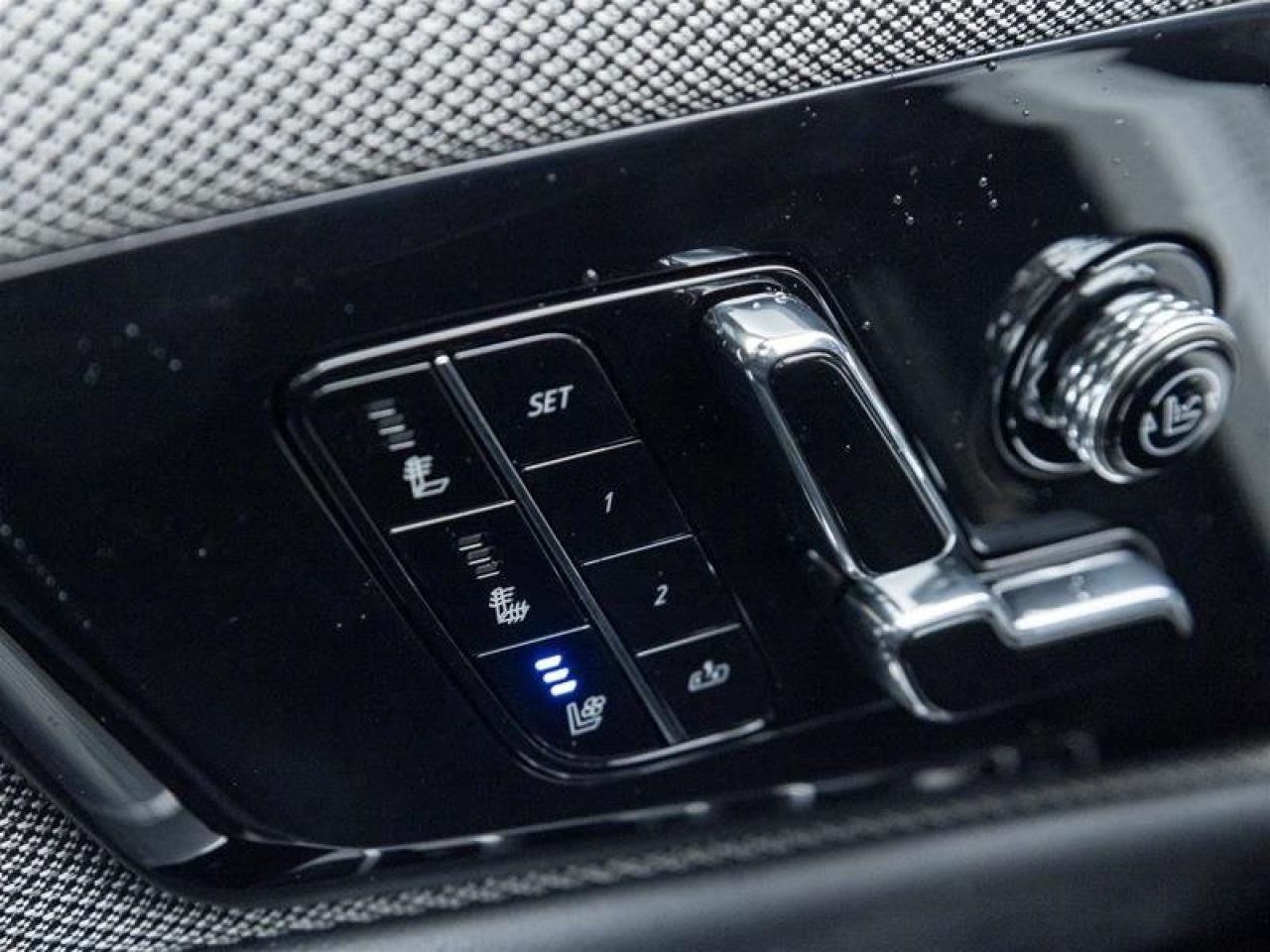 2026 Cadillac OPTIQ Premium Luxury Photo