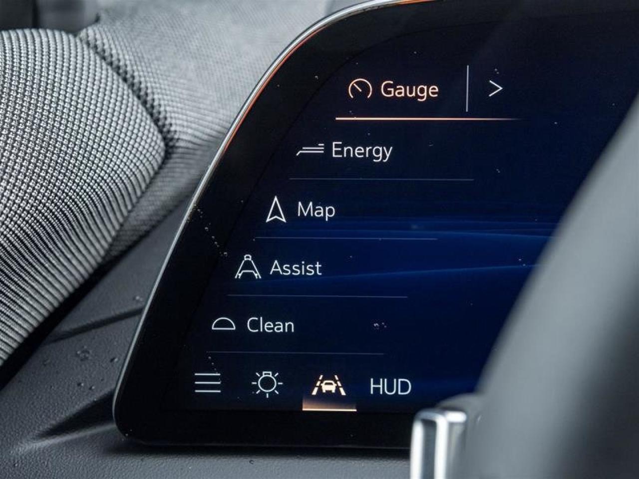 2026 Cadillac OPTIQ Premium Luxury Photo