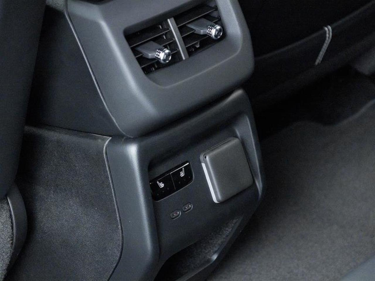 2026 Cadillac OPTIQ Premium Luxury Photo