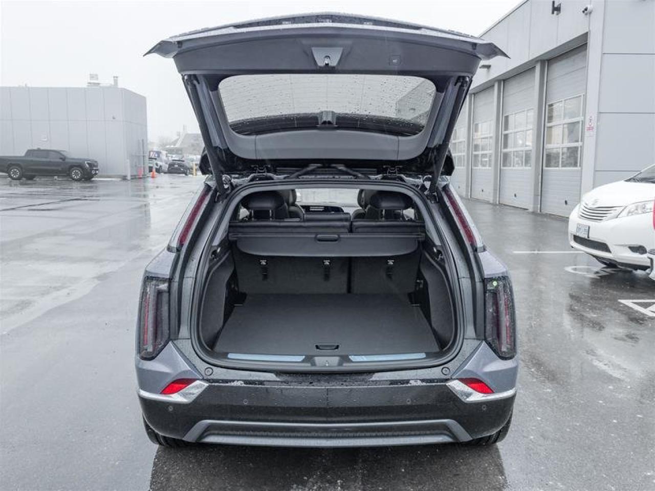 2026 Cadillac OPTIQ Premium Luxury Photo