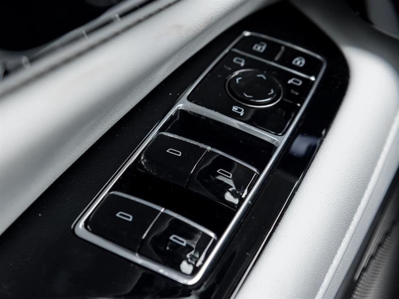 2026 Cadillac OPTIQ Premium Luxury Photo