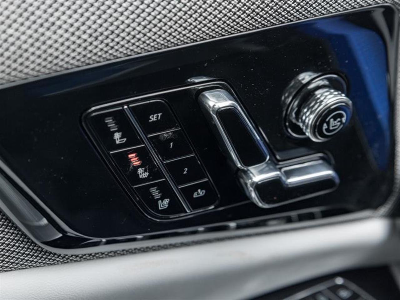 2026 Cadillac OPTIQ Premium Luxury Photo