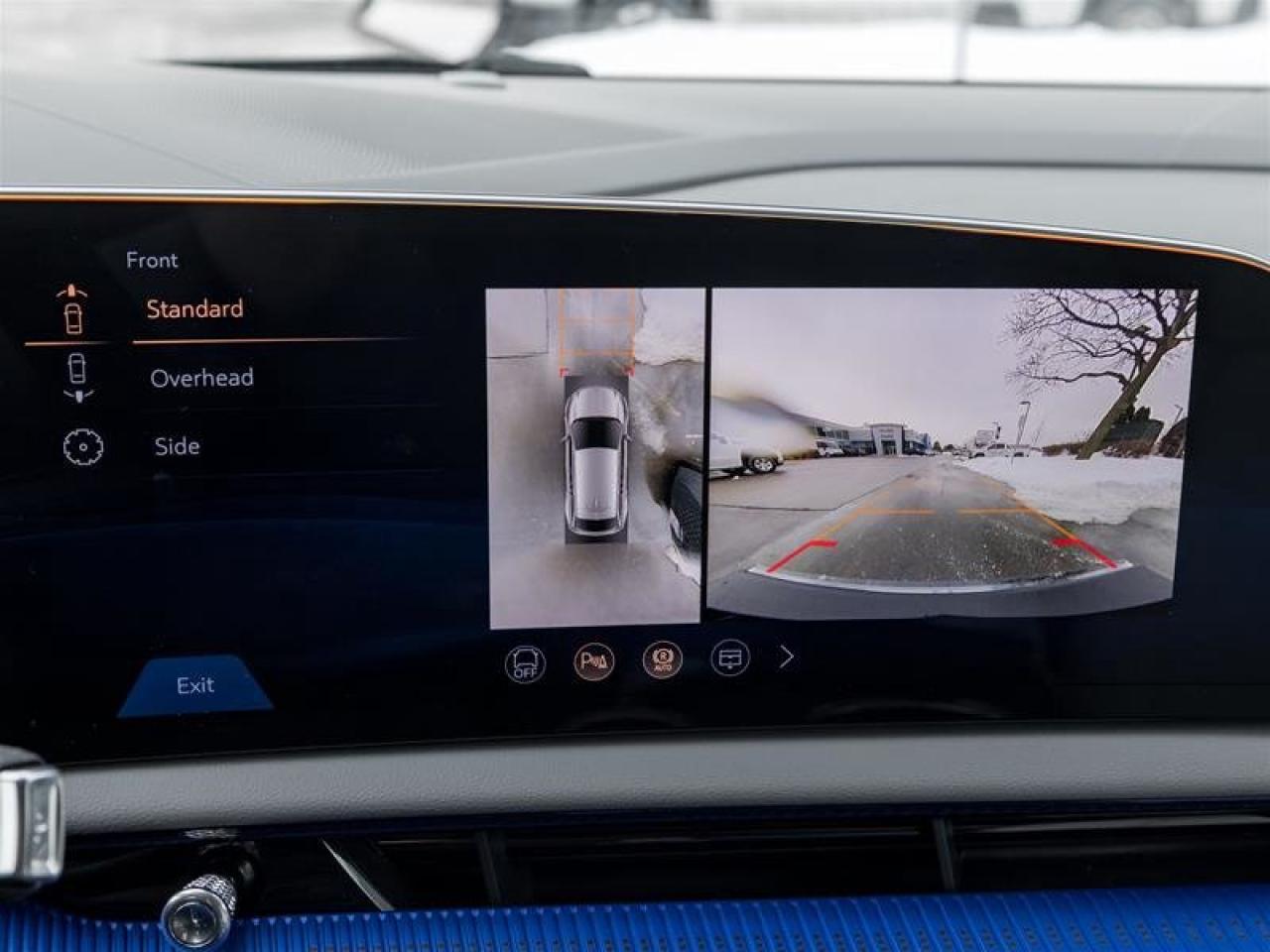 2026 Cadillac OPTIQ Premium Luxury Photo