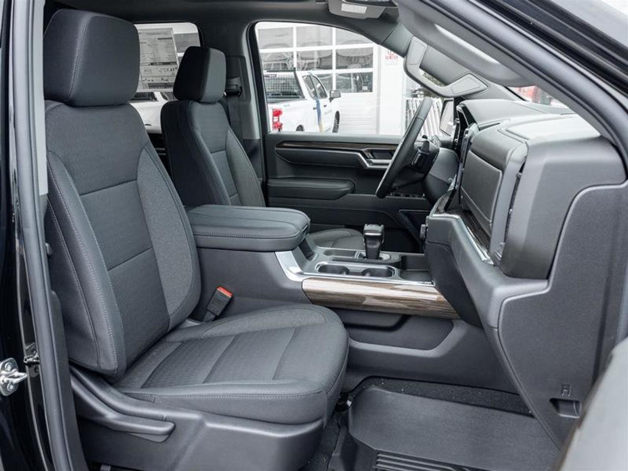 2026 Chevrolet Silverado 1500 LT Trail Boss Photo