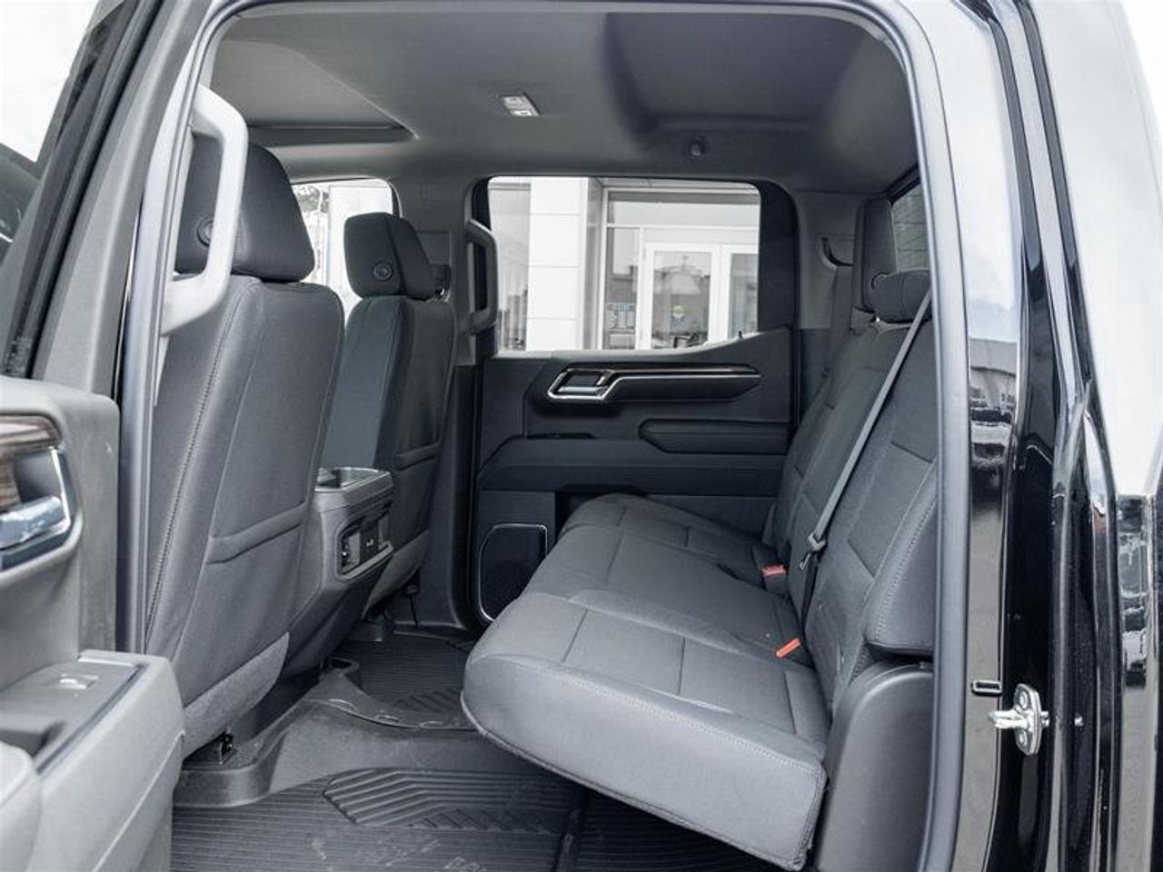 2026 Chevrolet Silverado 1500 LT Trail Boss Photo