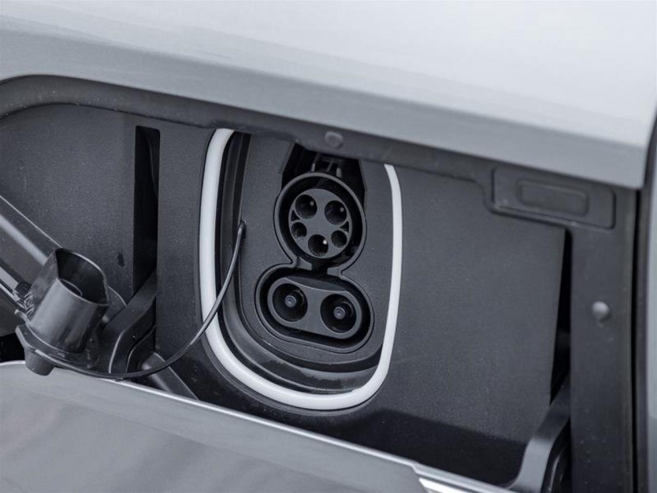 2026 Cadillac LYRIQ Signature Sport Photo