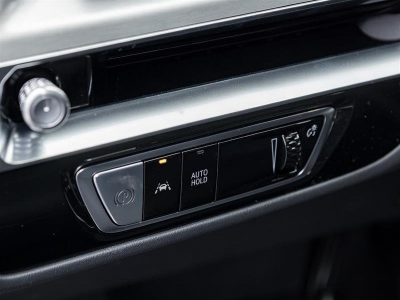 2026 Cadillac LYRIQ Signature Sport Photo