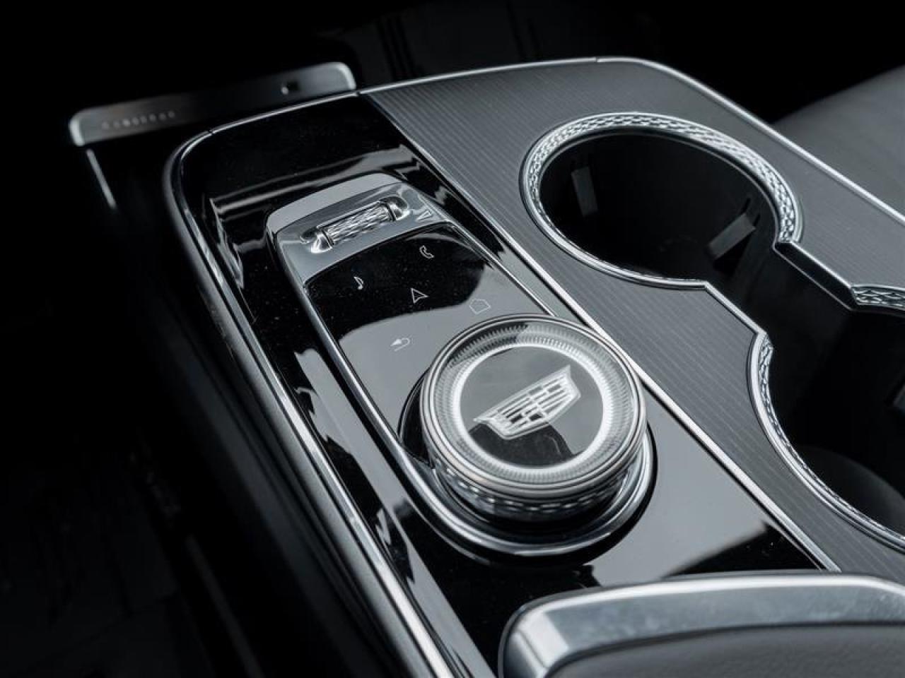 2026 Cadillac LYRIQ Signature Sport Photo