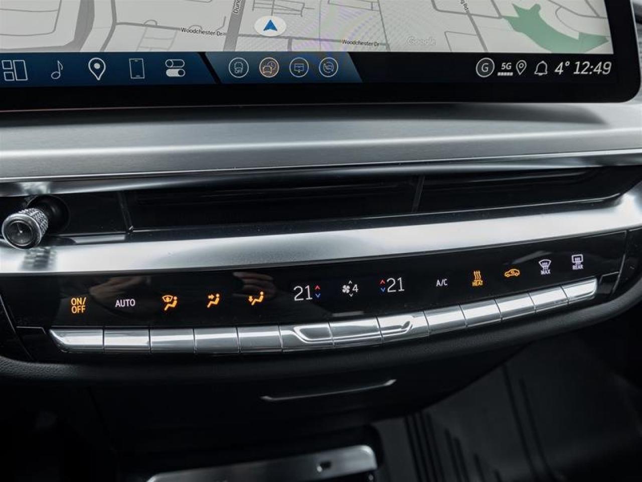 2026 Cadillac LYRIQ Signature Sport Photo