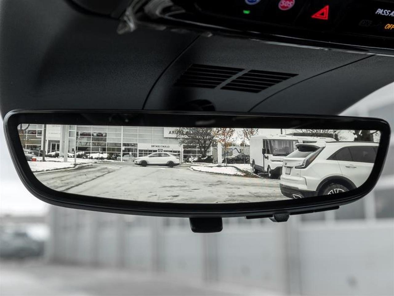 2026 Cadillac LYRIQ Signature Sport Photo