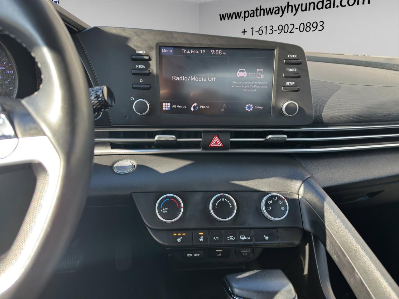 2023 Hyundai Elantra Preferred | Reverse Cam | Heated Seats Photo