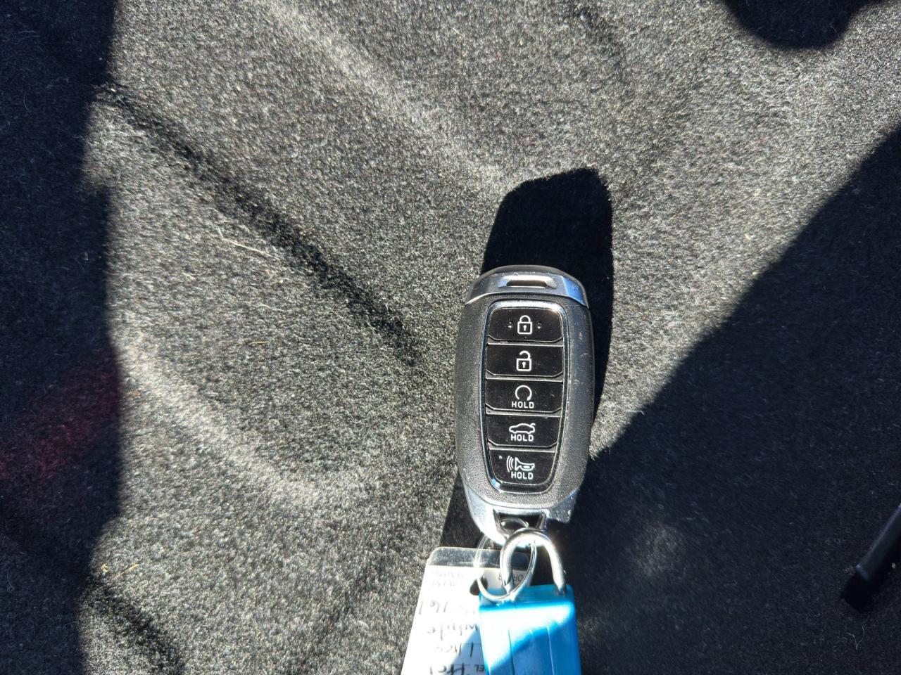 2023 Hyundai Elantra Preferred | Reverse Cam | Heated Seats Photo