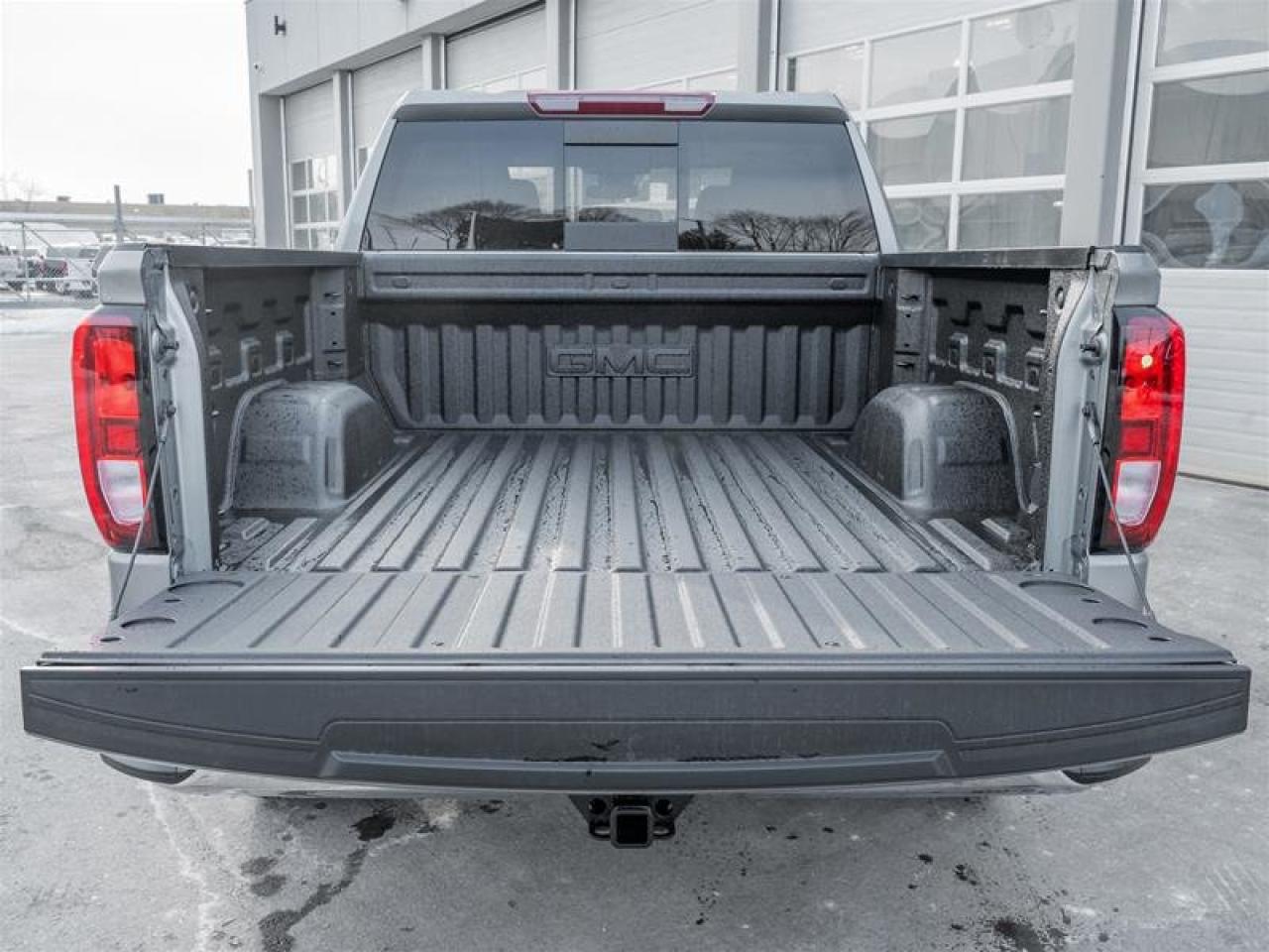 2026 GMC Sierra 1500 SLE Photo