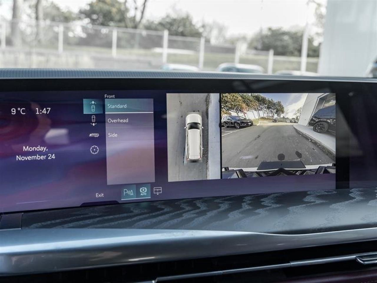 2026 Cadillac Escalade ESV Sport Photo