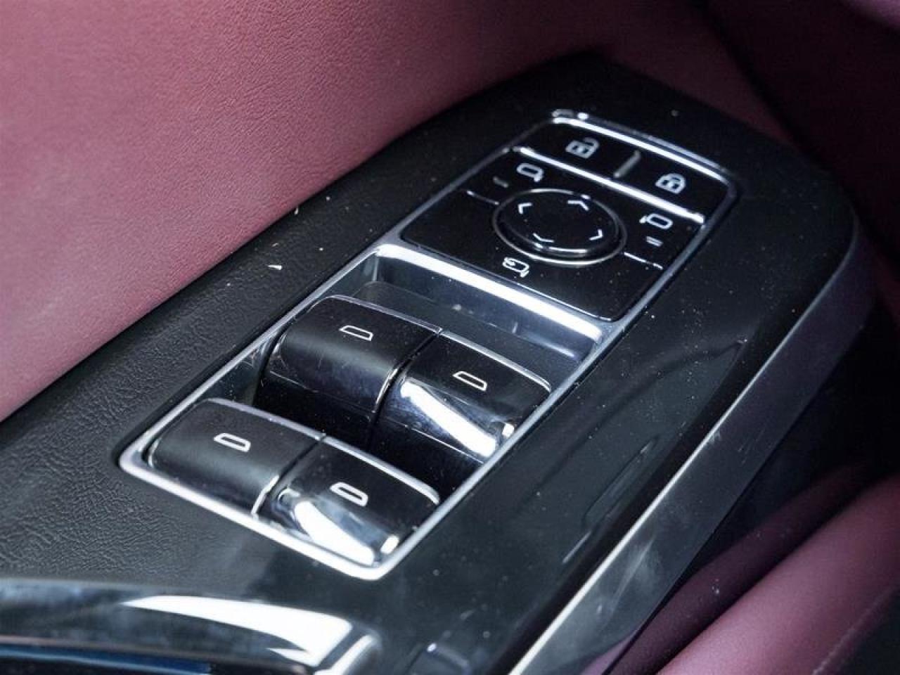 2026 Cadillac Escalade ESV Sport Photo