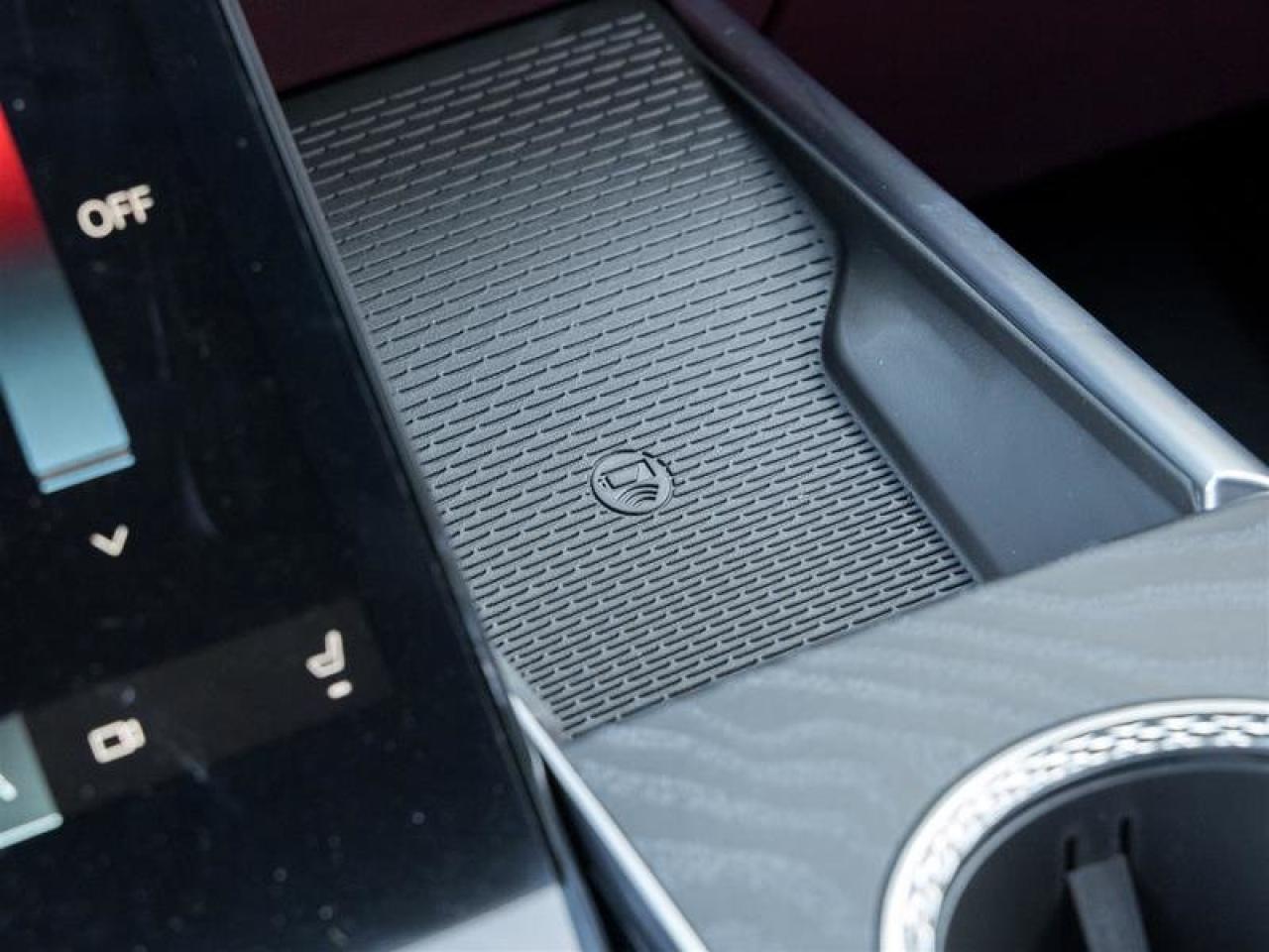 2026 Cadillac Escalade ESV Sport Photo