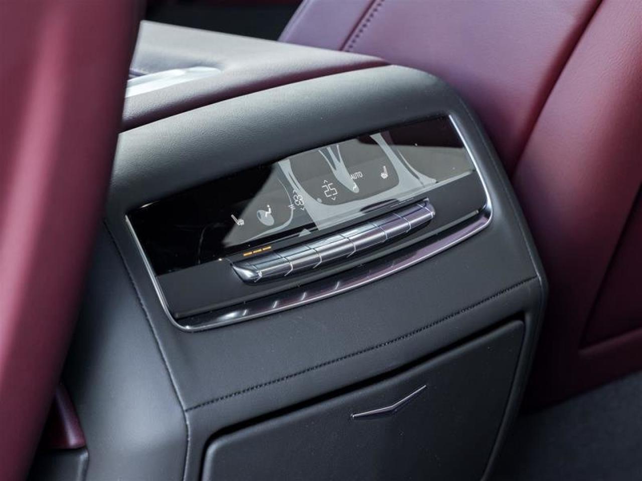 2026 Cadillac Escalade ESV Sport Photo